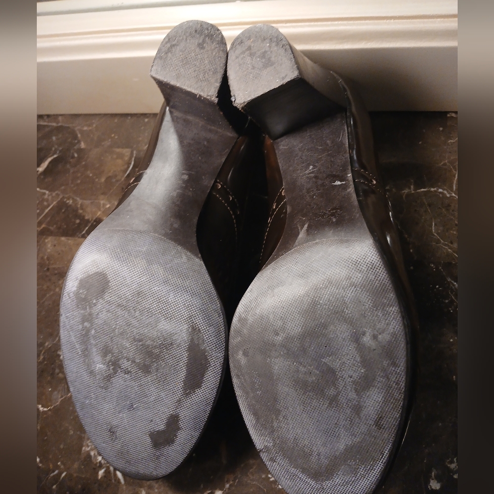 Alfani Brown Leather Women's Oxfords - Picture 8 of 12
